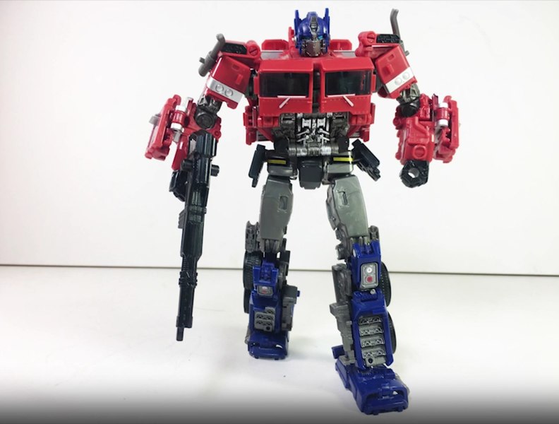 Transformers Bumblebee Movie Studio Series 38 Optimus Prime First Video Review 08 (8 of 10)